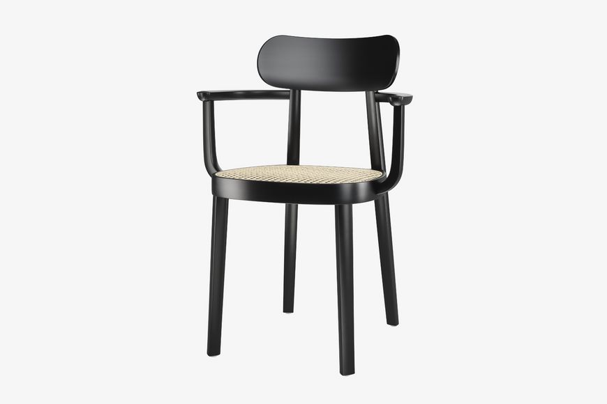 118 F WOODEN CHAIR 餐椅